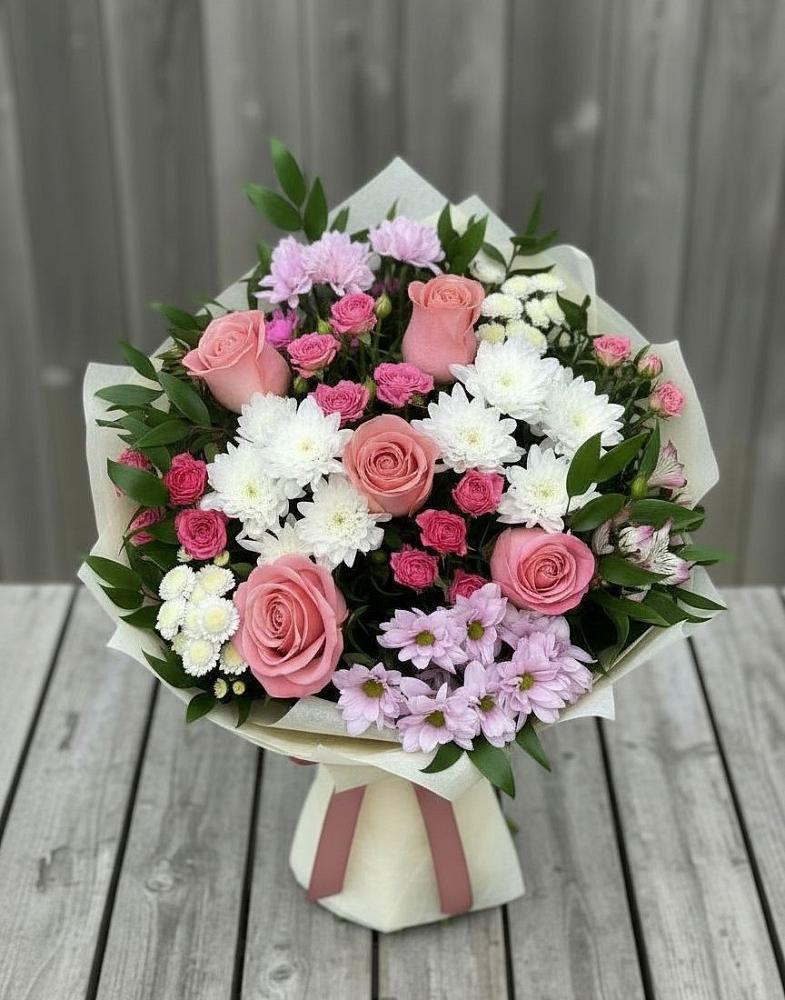 Букет цветов из: Альстромерии, Гвоздики, Розы и Хризантемы в Евсеево