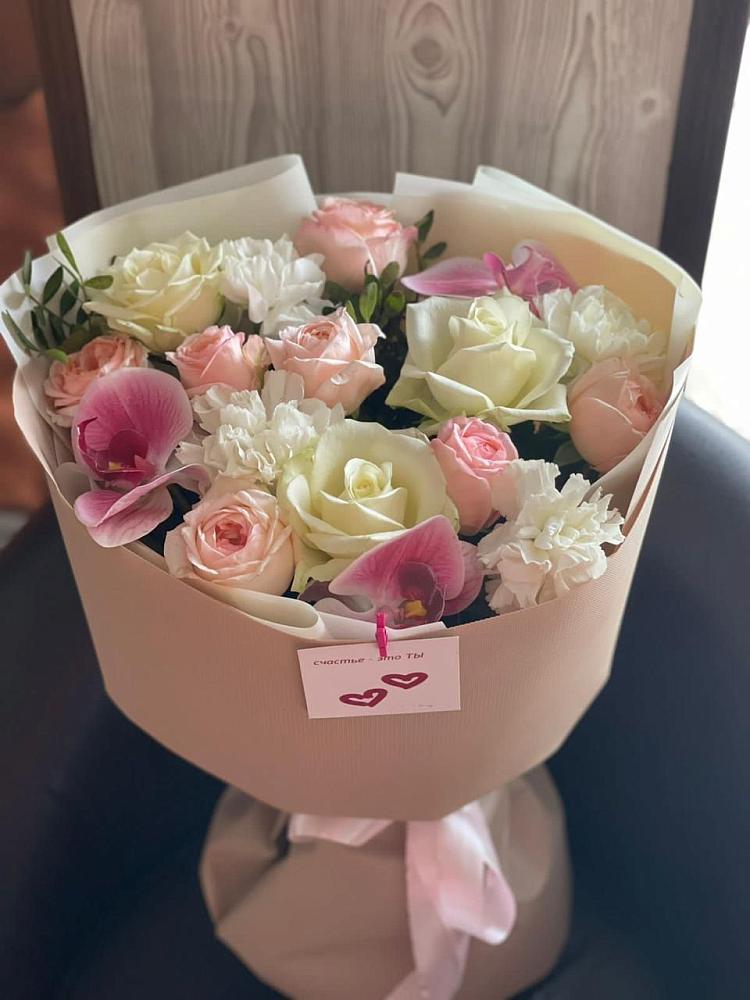 Букет цветов из: Орхидеи, Розы и Гвоздики в Евсеево