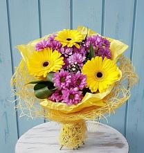 Букет цветов из:  Хризантемы и Герберы в Евсеево
