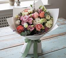 Букет цветов из:  Розы, Лизиантусы и Гвоздики в Евсеево